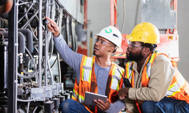 Best 24-Hour Electrician  in Huron, SD