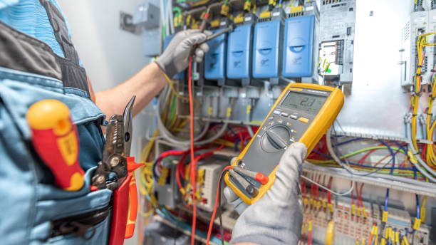 Best Emergency Electrical Repair  in Huron, SD